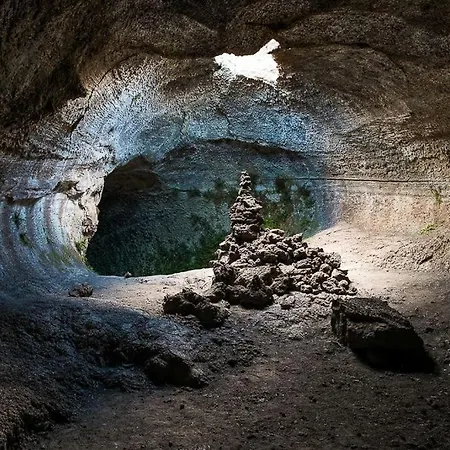 Etnasentieri Wine House On Etna Mount