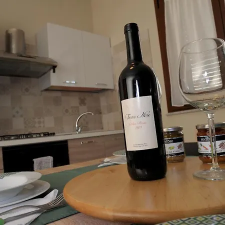 Etnasentieri Wine House On Etna Mount בלפאסו